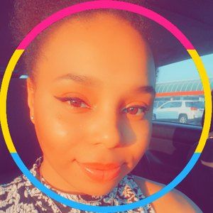 Meet your Posher, Alisa